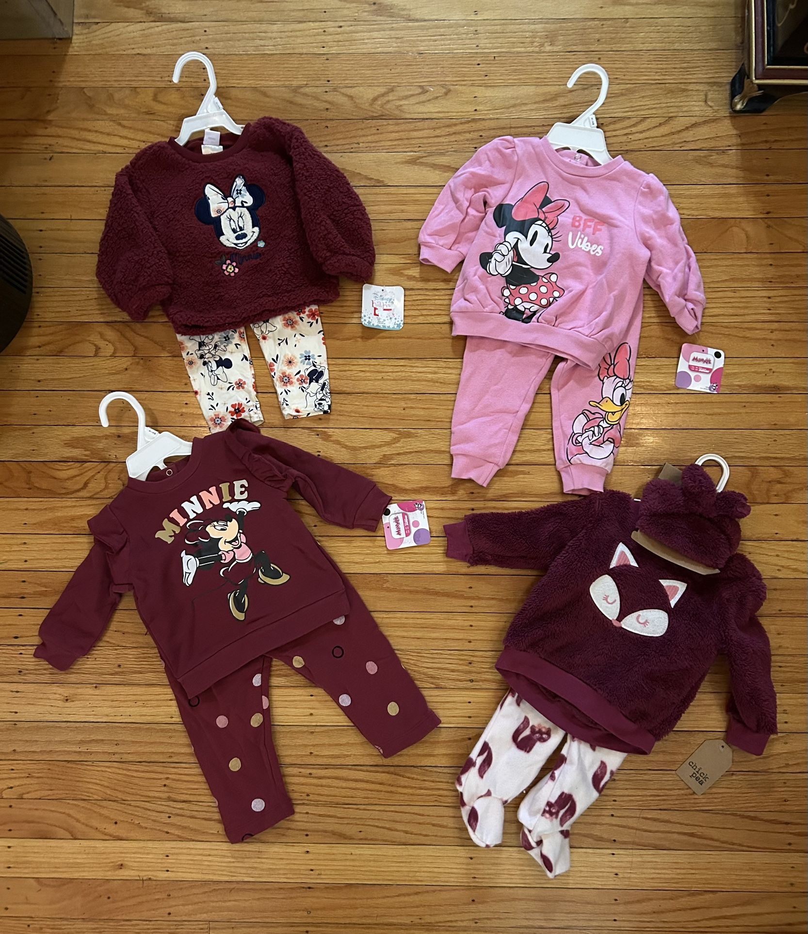Baby Girl Disney Minnie Mouse 4 Sets (6 months)