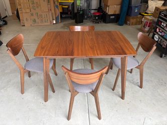 Mid-century modern table with chairs