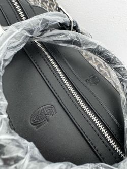 Black goyard duffle bag