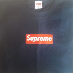 SUPREME Box Logo