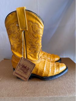 New w/tags  Kids Potrillo Cowboy Boots yellow leather size 11.5