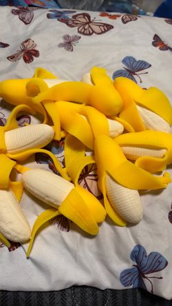 Squishy banana toys