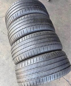Set 275/50-20 Michelin con el 80% de vida