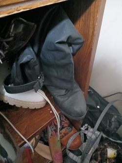 Tons Of boots Sz 9-10 Nearly New 