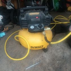 DeWalt Air Compressor 