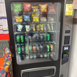 AMS350 Drinks & Snacks Combo Machine With Credit Card Reader 