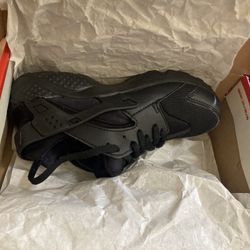 Nike Huarache Size 2