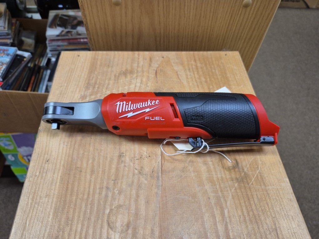 Milwaukee M12 3/8" Ratchet 2557-20 Tool Only