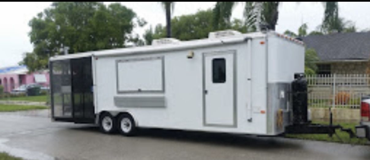 36’ FOOD TRAILER