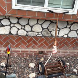 Vintage Lawn Mower For Lawn Art