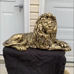 Golden Lion Statue