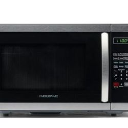 Brand new in the box still Microwave Oven