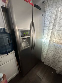 FRIGIDAIRE-  refrigerator for sale