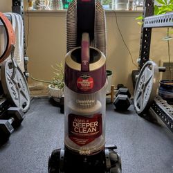 Bissell Model 9595 Vacuum 