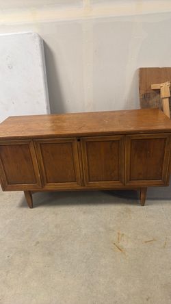 1960 Lane Mid-Century Modern Cedar Chest