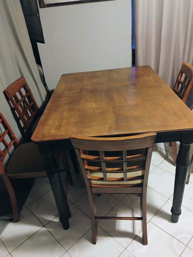 TALL WOOD KITCHEN TABLE AND CHAIRS