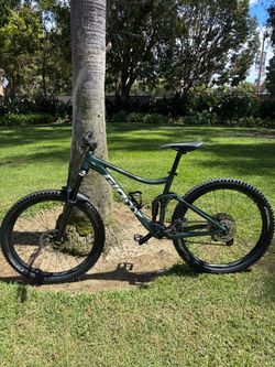 2021 Giant Stance 29 2 Full Suspension Mountain Bike – Size Medium