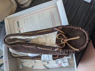 Minnetonka Moccasins - Shoes Or Slippers  - Size 9 - NEVER WORN STILL IN BOX