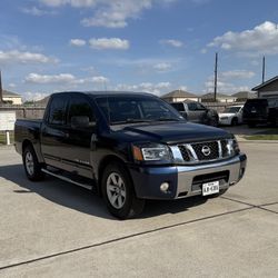 2011 Nissan Titan Sv V8