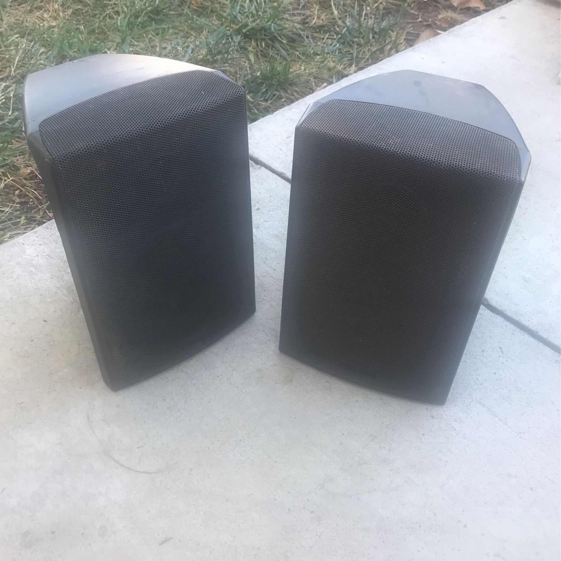Advent Speakers Outdoor/Indoor