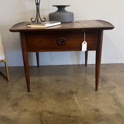 Vintage 1960 Mid Century Modern Walnut Writing Table / Side Table 