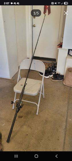 Graftech 8' 30-40lb spinning rod combo with custom  lights