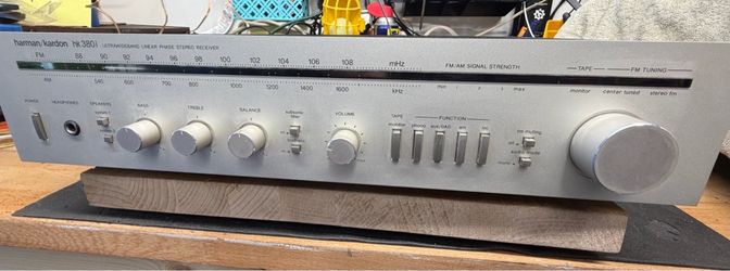 Vintage Harman Kardon HK380i Stereo Receiver