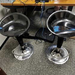 Vintage Pair Of Stools/chairs . Made of both plastic and metal.
