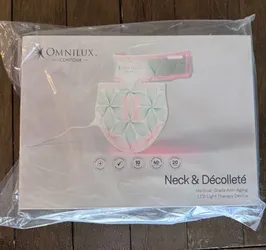 Omnilux contour neck