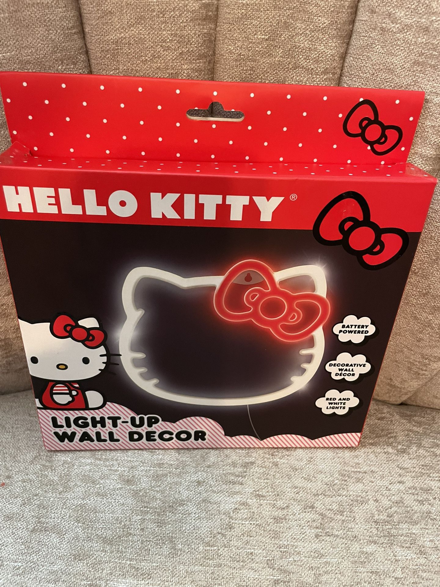 Hello Kitty Light Up Wall Decor Red & White Lights