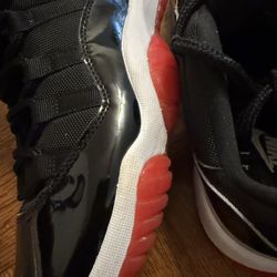 Jordan Bred 11s Low 