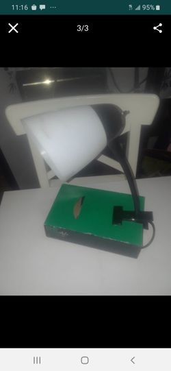 Table light $8.00 cash only (serious buyers)