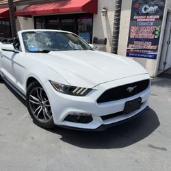 2016 Ford Mustang Convertible