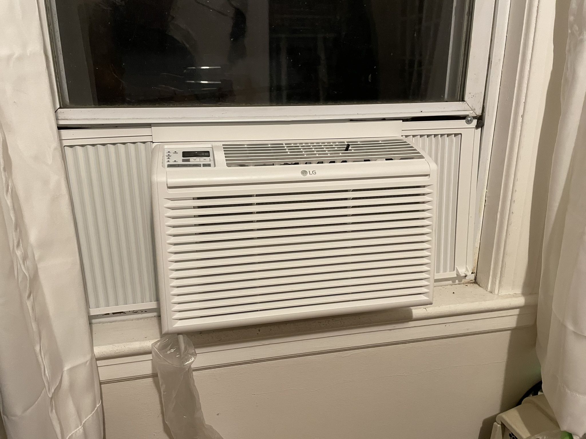 LG AC For Sale