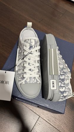 Dior B23s