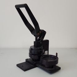 Heavy Duty 3.5in Button Maker