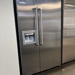 VIKING 48”WIDE BUILT IN SIDE BY SIDE REFRIGERATOR STAINLESS STEEL 
