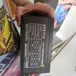 600 W full mod power suplly