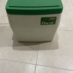 Vintage 1983 Coleman Oscar Cooler 5274
