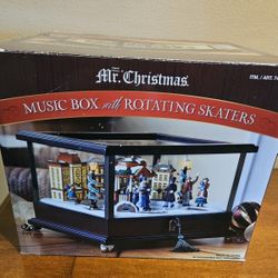 Mr. Christmas Music Box