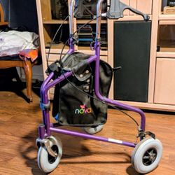 NOVA  3  WHEEL  WALKER 