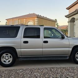 2004 Chevrolet Suburban