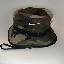 Nike Bucket Hat
