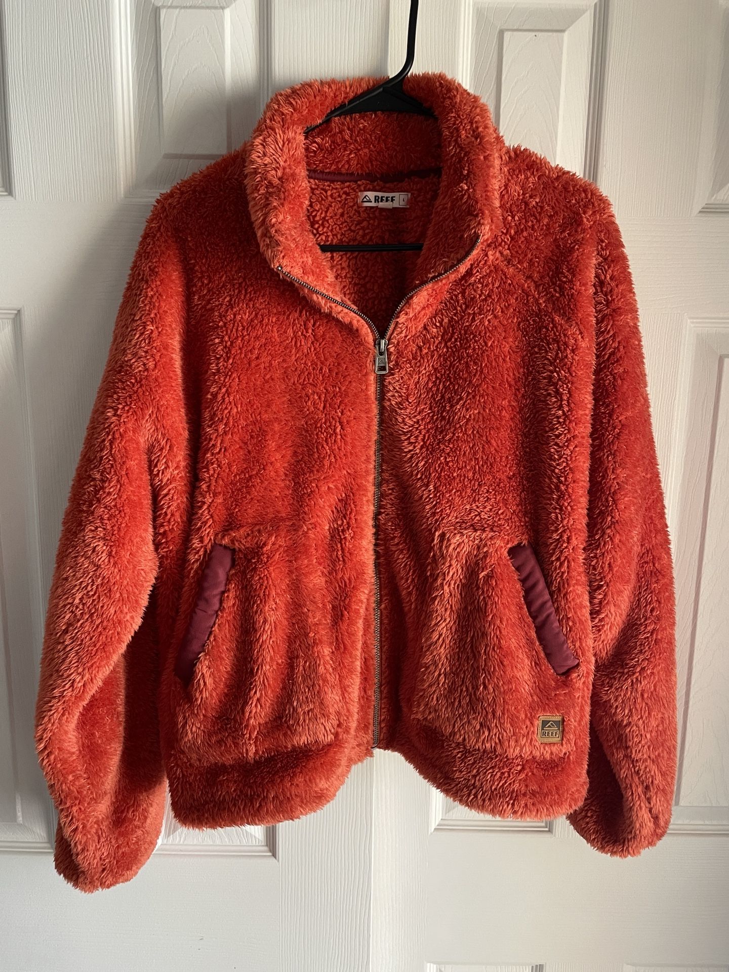 REEF Women’s Pilot Sherpa Jacket in Chili Orange Sz Large