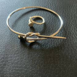 Nice Bracelet And Ring Set