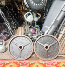 PAIR OF IVANKO COLLECTIBLE DEEP DISH 45 LB. OLYMPIC  PLATES