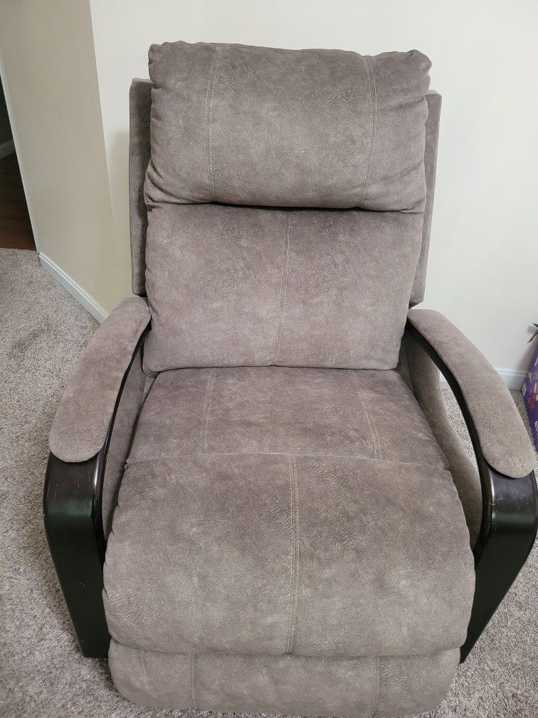 Recliner Chair