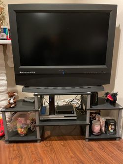 TV & TV STAND BUNDLE