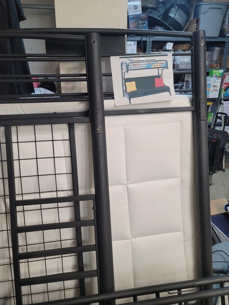 Twin Size Bunk Bed with Full Size Futon
