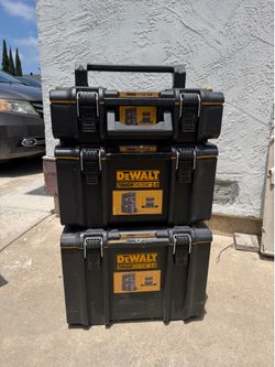 Dewalt tool box set